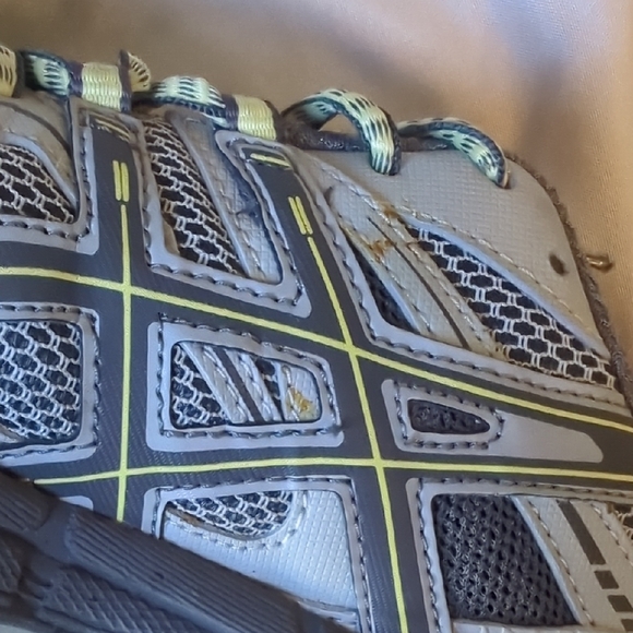 Gray and Yellow AsisShoes - Picture 5 of 6